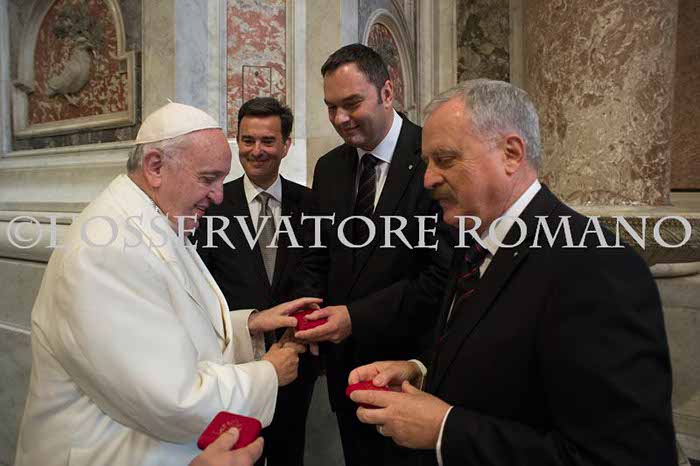 %_tempFileName24102_25102015%
