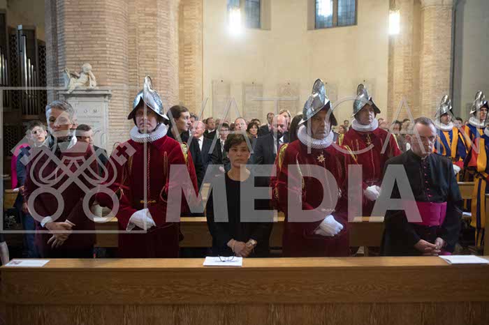 %_tempFileName01513_06052018%