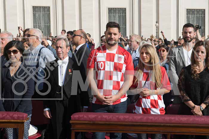 %_tempFileName01163_03102018%