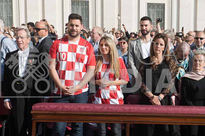 %_tempFileName01165_03102018%
