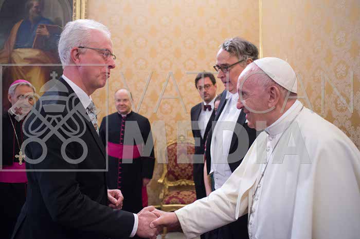 %_tempFileName01549_06102018%