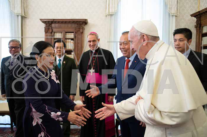 %_tempFileName00301_20102018%