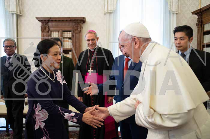 %_tempFileName00302_20102018%