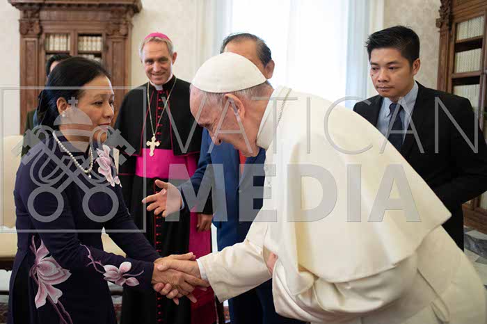 %_tempFileName00304_20102018%