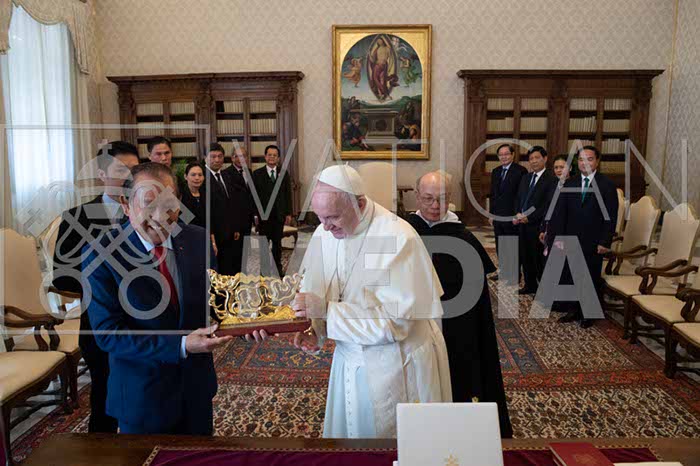 %_tempFileName00392_20102018%