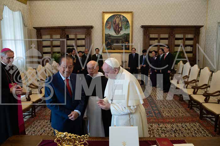 %_tempFileName00412_20102018%