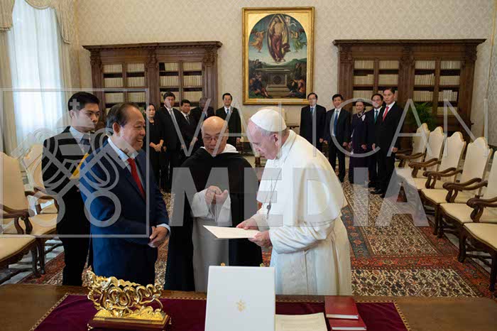 %_tempFileName00417_20102018%