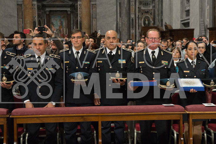 %_tempFileName00537_12122018%