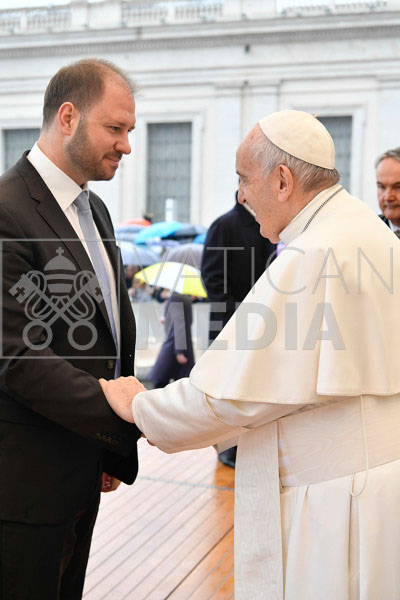 %_tempFileName127840_10042019%