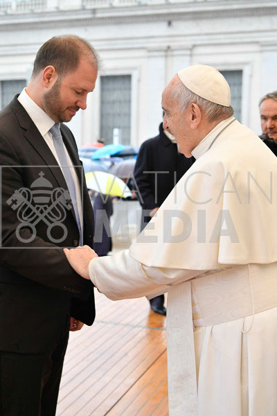 %_tempFileName127841_10042019%