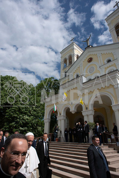 %_tempFileName05892_06052019%