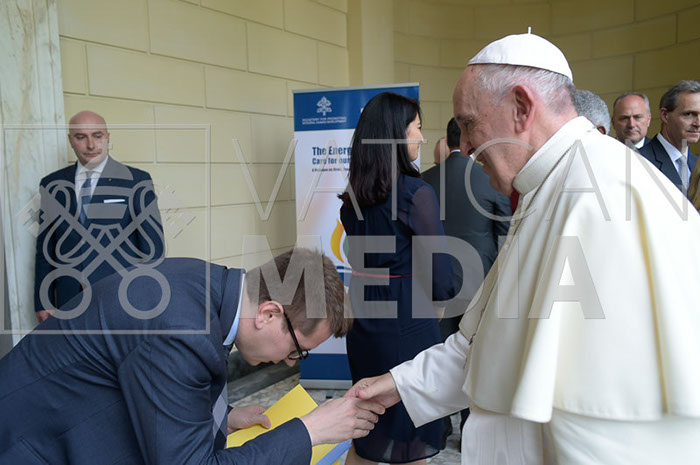 %_tempFileName00781_14062019%