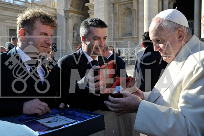 %_tempFileName398104_04122019%