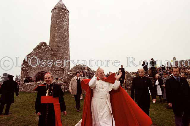 %_tempFileName00327_IRLANDA-USA1979%