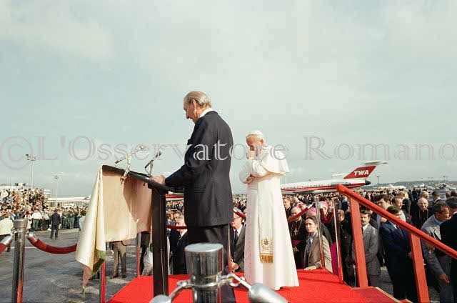 %_tempFileName01297_IRLANDA-USA1979%