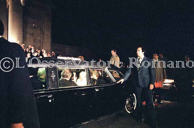 %_tempFileName01312_IRLANDA-USA1979%