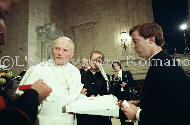 %_tempFileName01329_IRLANDA-USA1979%