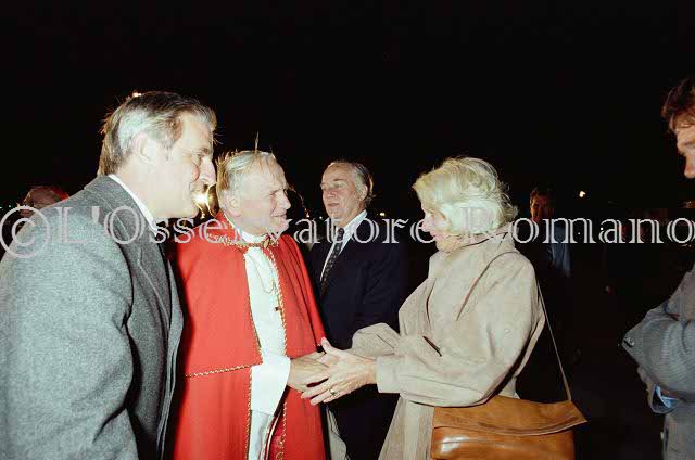 %_tempFileName02046_IRLANDA-USA1979%