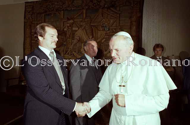 %_tempFileName02547_IRLANDA-USA1979%