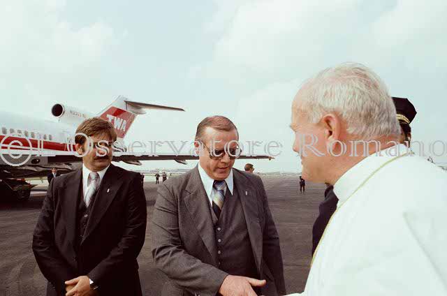 %_tempFileName02567_IRLANDA-USA1979%