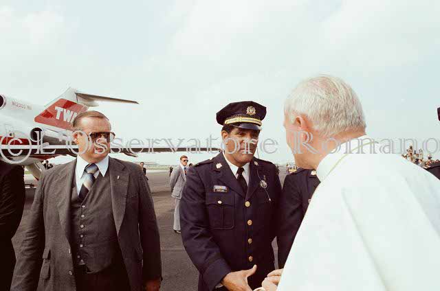 %_tempFileName02568_IRLANDA-USA1979%