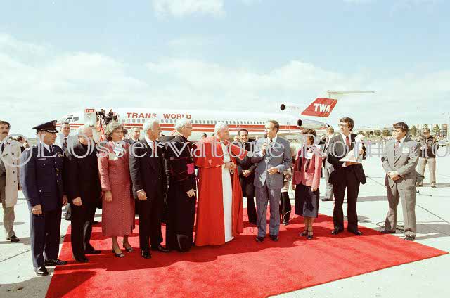 %_tempFileName02666_IRLANDA-USA1979%