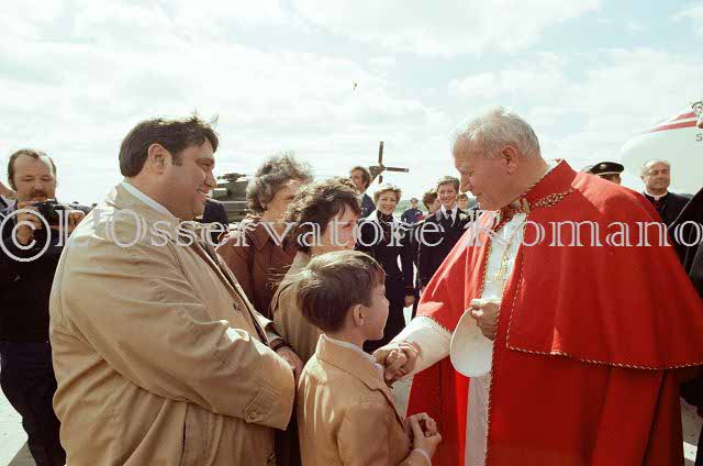 %_tempFileName02671_IRLANDA-USA1979%