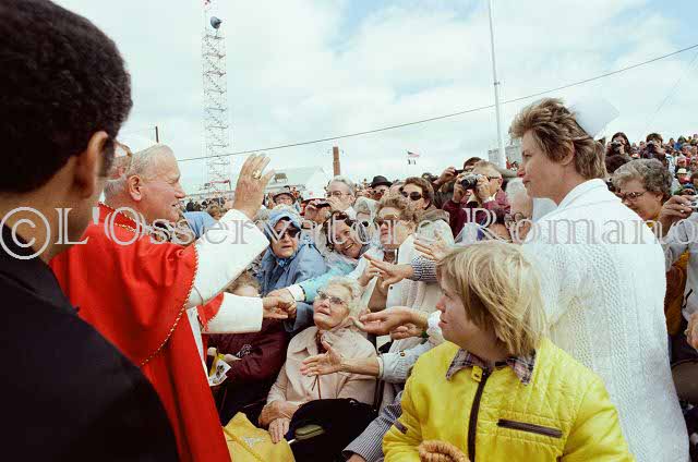 %_tempFileName02767_IRLANDA-USA1979%