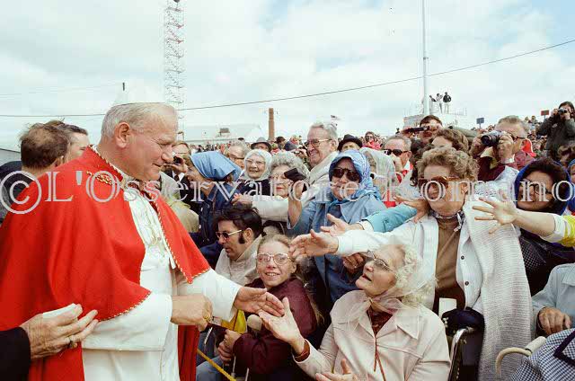 %_tempFileName02768_IRLANDA-USA1979%