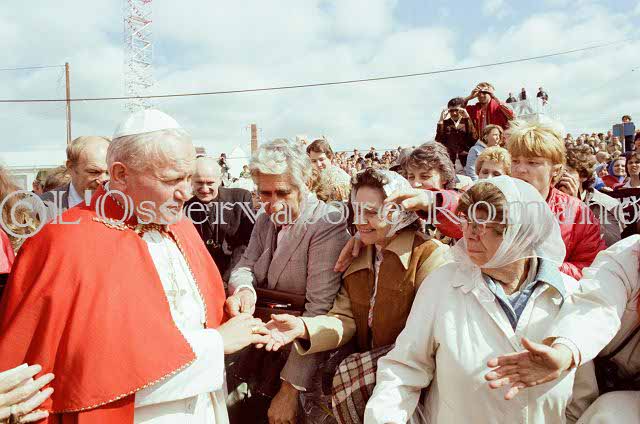 %_tempFileName02784_IRLANDA-USA1979%