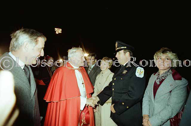 %_tempFileName02941_IRLANDA-USA1979%