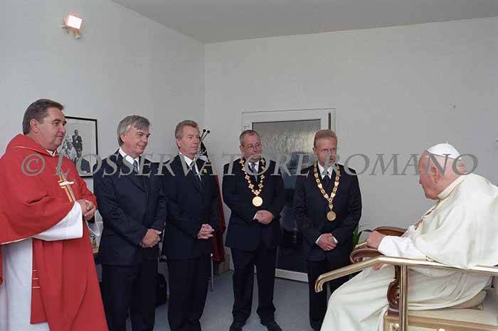%_tempFileName01463_SLOVACCHIA2003%