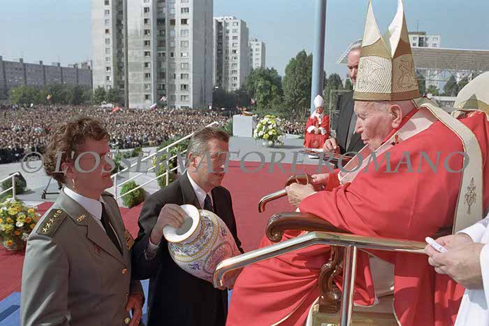 %_tempFileName01650_SLOVACCHIA2003%