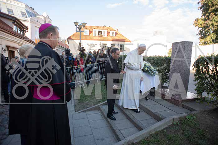 %_tempFileName05768_23092018%
