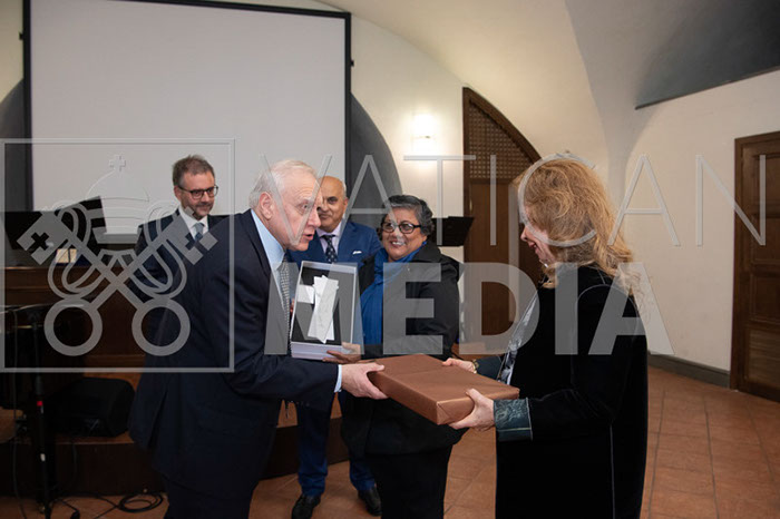 %_tempFileName04070_10112018%