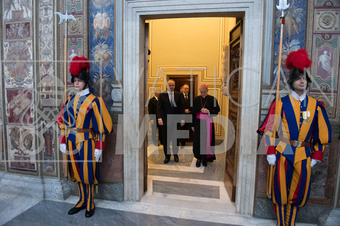 %_tempFileName01593_14122018%