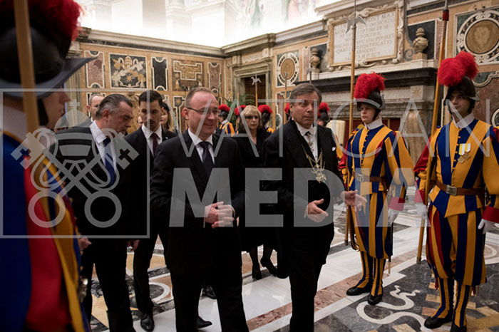 %_tempFileName01604_14122018%