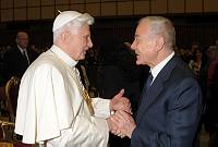 <br>CONCERTO ANNIVERSARIO V ANNO PONTIFICATO <br><br> - (Copyright L'OSSERVATORE ROMANO - Servizio Fotografico - photo@ossrom.va)