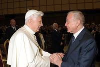 <br>CONCERTO ANNIVERSARIO V ANNO PONTIFICATO <br><br> - (Copyright L'OSSERVATORE ROMANO - Servizio Fotografico - photo@ossrom.va)