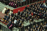 <br>CONCERTO ANNIVERSARIO V ANNO PONTIFICATO <br><br> - (Copyright L'OSSERVATORE ROMANO - Servizio Fotografico - photo@ossrom.va)