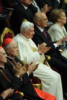 <br>CONCERTO ANNIVERSARIO V ANNO PONTIFICATO <br><br> - (Copyright L'OSSERVATORE ROMANO - Servizio Fotografico - photo@ossrom.va)