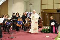 <br>CONCERTO ANNIVERSARIO V ANNO PONTIFICATO <br><br> - (Copyright L'OSSERVATORE ROMANO - Servizio Fotografico - photo@ossrom.va)