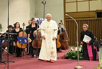 <br>CONCERTO ANNIVERSARIO V ANNO PONTIFICATO <br><br> - (Copyright L'OSSERVATORE ROMANO - Servizio Fotografico - photo@ossrom.va)