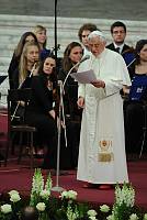 <br>CONCERTO ANNIVERSARIO V ANNO PONTIFICATO <br><br> - (Copyright L'OSSERVATORE ROMANO - Servizio Fotografico - photo@ossrom.va)