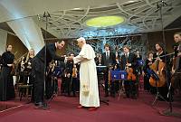<br>CONCERTO ANNIVERSARIO V ANNO PONTIFICATO <br><br> - (Copyright L'OSSERVATORE ROMANO - Servizio Fotografico - photo@ossrom.va)