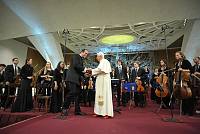 <br>CONCERTO ANNIVERSARIO V ANNO PONTIFICATO <br><br> - (Copyright L'OSSERVATORE ROMANO - Servizio Fotografico - photo@ossrom.va)