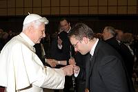 <br>CONCERTO ANNIVERSARIO V ANNO PONTIFICATO <br><br> - (Copyright L'OSSERVATORE ROMANO - Servizio Fotografico - photo@ossrom.va)
