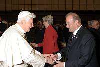 <br>CONCERTO ANNIVERSARIO V ANNO PONTIFICATO <br><br> - (Copyright L'OSSERVATORE ROMANO - Servizio Fotografico - photo@ossrom.va)