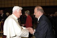 <br>CONCERTO ANNIVERSARIO V ANNO PONTIFICATO <br><br> - (Copyright L'OSSERVATORE ROMANO - Servizio Fotografico - photo@ossrom.va)
