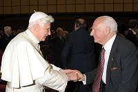 <br>CONCERTO ANNIVERSARIO V ANNO PONTIFICATO <br><br> - (Copyright L'OSSERVATORE ROMANO - Servizio Fotografico - photo@ossrom.va)
